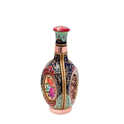 Three-Sided Decanter